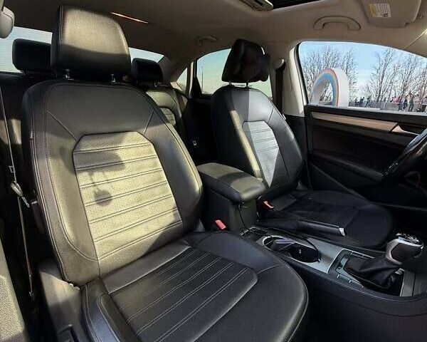 Білий Фольксваген Пассат, об'ємом двигуна 1.8 л та пробігом 184 тис. км за 11500 $, фото 10 на Automoto.ua