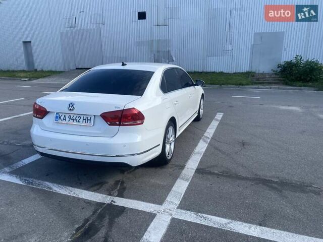 Білий Фольксваген Пассат, об'ємом двигуна 2 л та пробігом 226 тис. км за 13200 $, фото 4 на Automoto.ua