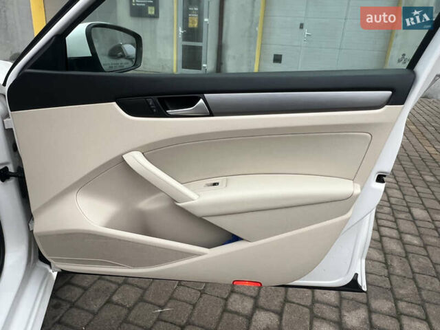 Білий Фольксваген Пассат, об'ємом двигуна 1.97 л та пробігом 284 тис. км за 10550 $, фото 22 на Automoto.ua