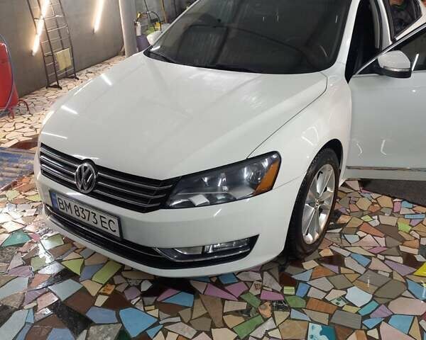 Белый Фольксваген Пассат, объемом двигателя 1.8 л и пробегом 198 тыс. км за 12500 $, фото 2 на Automoto.ua