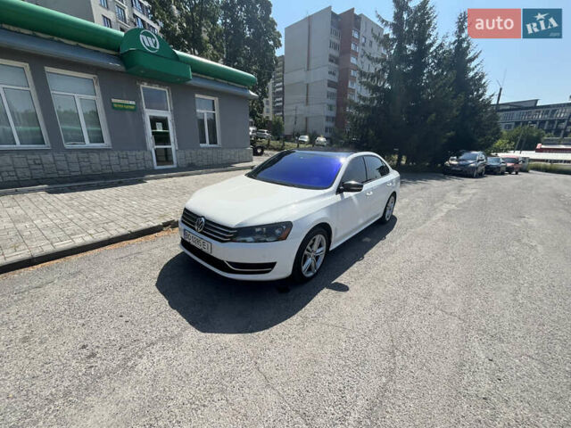 Белый Фольксваген Пассат, объемом двигателя 2.47 л и пробегом 184 тыс. км за 9500 $, фото 7 на Automoto.ua