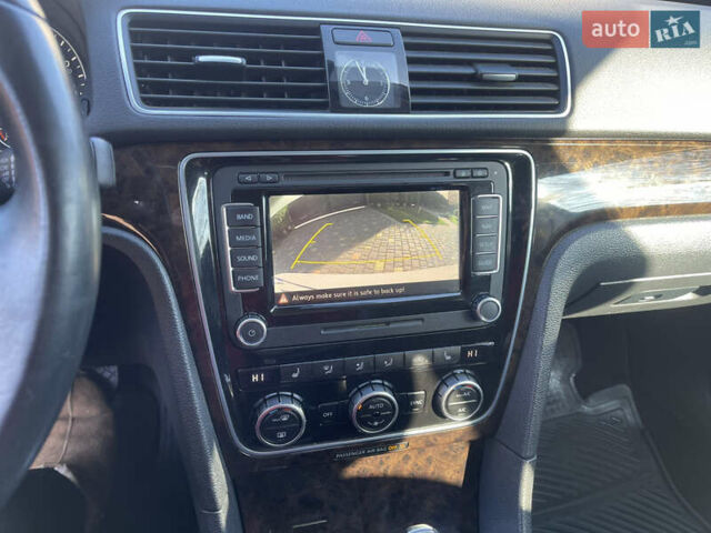 Белый Фольксваген Пассат, объемом двигателя 1.97 л и пробегом 176 тыс. км за 12850 $, фото 8 на Automoto.ua