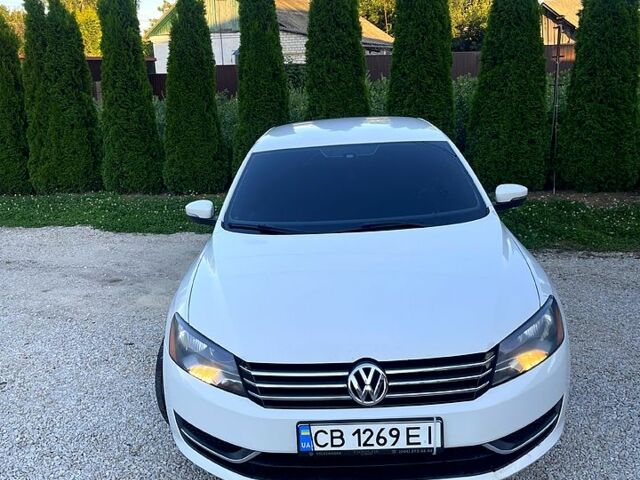 Белый Фольксваген Пассат, объемом двигателя 1.8 л и пробегом 280 тыс. км за 9500 $, фото 1 на Automoto.ua
