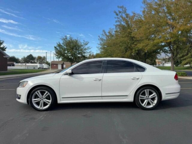 Белый Фольксваген Пассат, объемом двигателя 2 л и пробегом 89 тыс. км за 10500 $, фото 6 на Automoto.ua