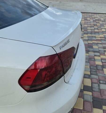 Білий Фольксваген Пассат, об'ємом двигуна 2 л та пробігом 160 тис. км за 11800 $, фото 14 на Automoto.ua