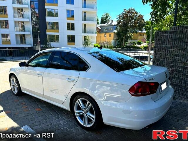 Белый Фольксваген Пассат, объемом двигателя 1.8 л и пробегом 157 тыс. км за 11800 $, фото 4 на Automoto.ua