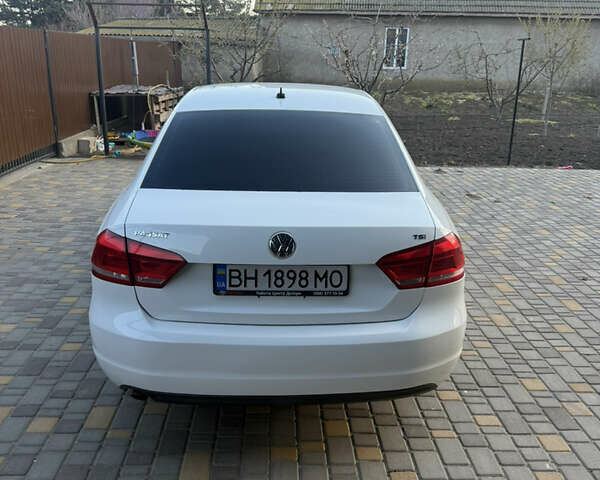 Белый Фольксваген Пассат, объемом двигателя 1.8 л и пробегом 94 тыс. км за 9000 $, фото 3 на Automoto.ua