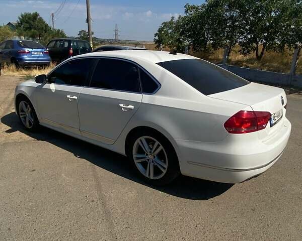 Белый Фольксваген Пассат, объемом двигателя 2 л и пробегом 225 тыс. км за 12100 $, фото 8 на Automoto.ua