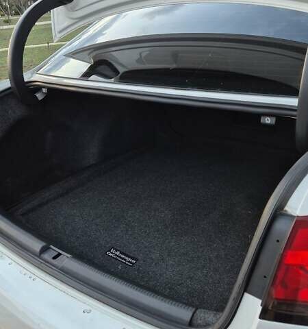 Білий Фольксваген Пассат, об'ємом двигуна 2 л та пробігом 160 тис. км за 11800 $, фото 20 на Automoto.ua