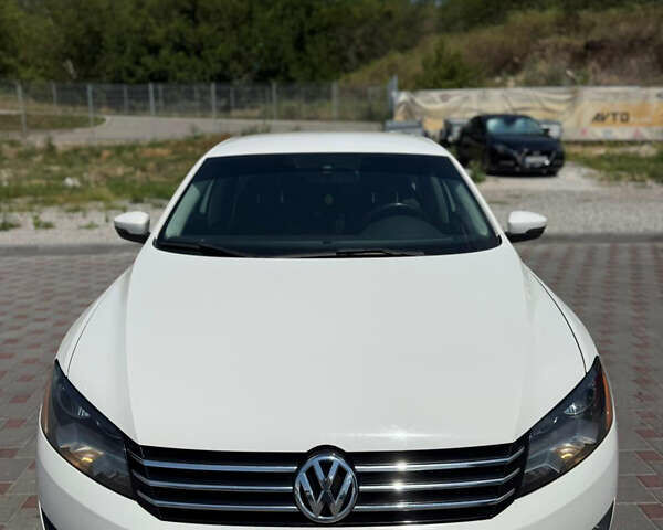 Білий Фольксваген Пассат, об'ємом двигуна 1.8 л та пробігом 189 тис. км за 11500 $, фото 10 на Automoto.ua