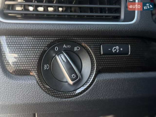 Білий Фольксваген Пассат, об'ємом двигуна 1.8 л та пробігом 136 тис. км за 11200 $, фото 33 на Automoto.ua