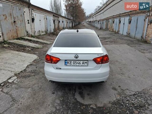 Белый Фольксваген Пассат, объемом двигателя 1.8 л и пробегом 233 тыс. км за 9000 $, фото 12 на Automoto.ua