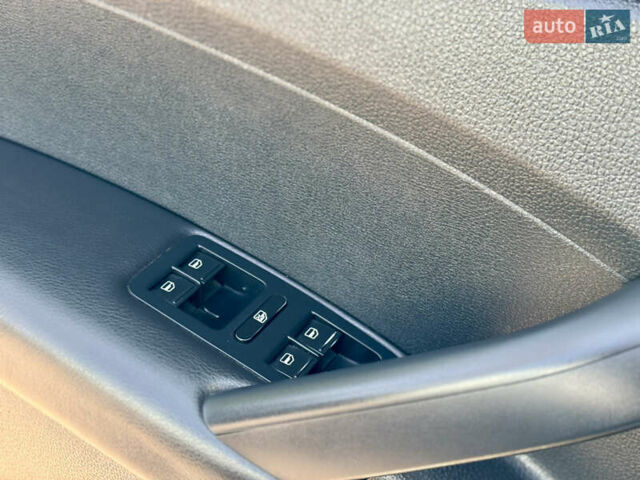 Білий Фольксваген Пассат, об'ємом двигуна 1.8 л та пробігом 207 тис. км за 8390 $, фото 19 на Automoto.ua