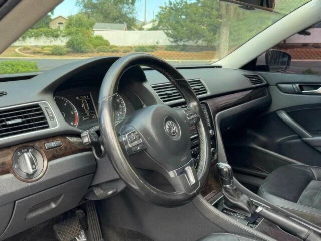 Білий Фольксваген Пассат, об'ємом двигуна 2 л та пробігом 88 тис. км за 4000 $, фото 8 на Automoto.ua