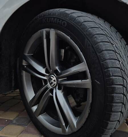 Білий Фольксваген Пассат, об'ємом двигуна 2 л та пробігом 160 тис. км за 11800 $, фото 22 на Automoto.ua