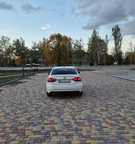 Білий Фольксваген Пассат, об'ємом двигуна 2 л та пробігом 160 тис. км за 11800 $, фото 15 на Automoto.ua
