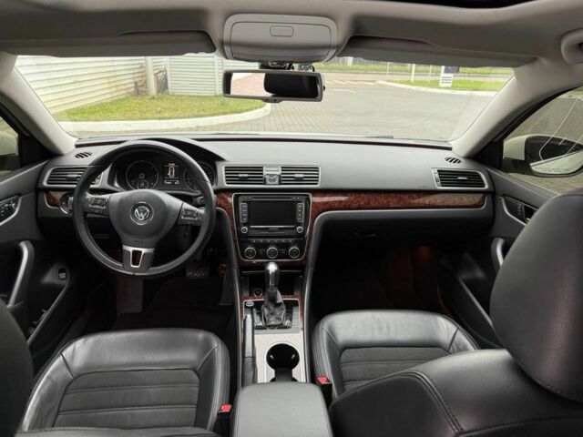 Белый Фольксваген Пассат, объемом двигателя 2 л и пробегом 115 тыс. км за 13200 $, фото 17 на Automoto.ua