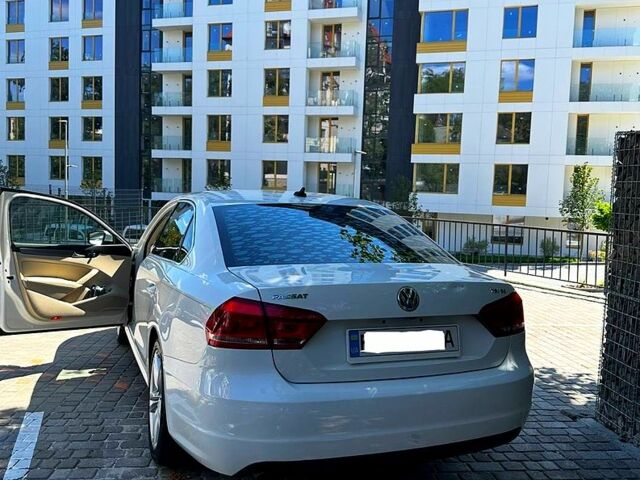 Белый Фольксваген Пассат, объемом двигателя 1.8 л и пробегом 157 тыс. км за 11800 $, фото 6 на Automoto.ua