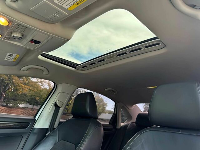 Белый Фольксваген Пассат, объемом двигателя 2 л и пробегом 80 тыс. км за 5040 $, фото 10 на Automoto.ua