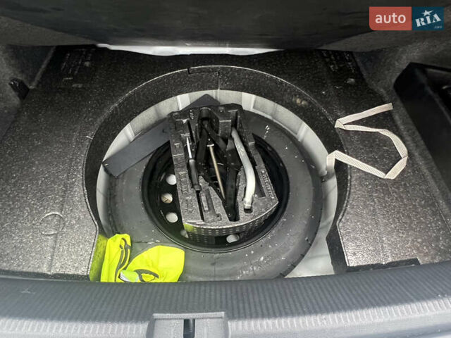 Білий Фольксваген Пассат, об'ємом двигуна 1.97 л та пробігом 284 тис. км за 10550 $, фото 29 на Automoto.ua