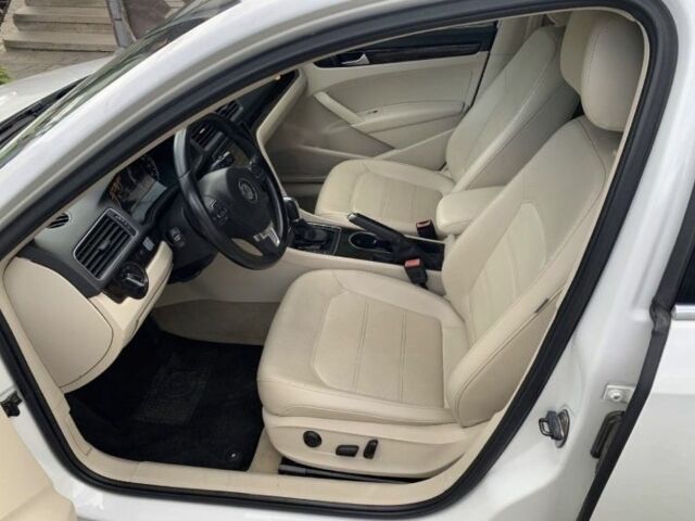 Белый Фольксваген Пассат, объемом двигателя 2 л и пробегом 115 тыс. км за 9500 $, фото 5 на Automoto.ua