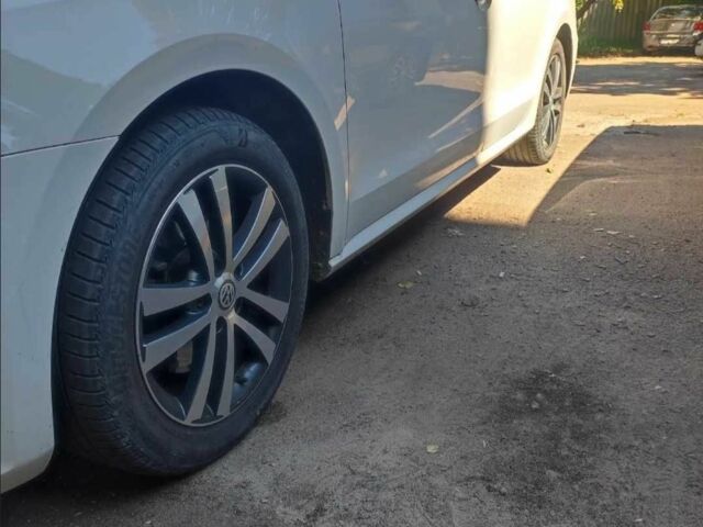 Білий Фольксваген Пассат, об'ємом двигуна 1.8 л та пробігом 168 тис. км за 8800 $, фото 8 на Automoto.ua