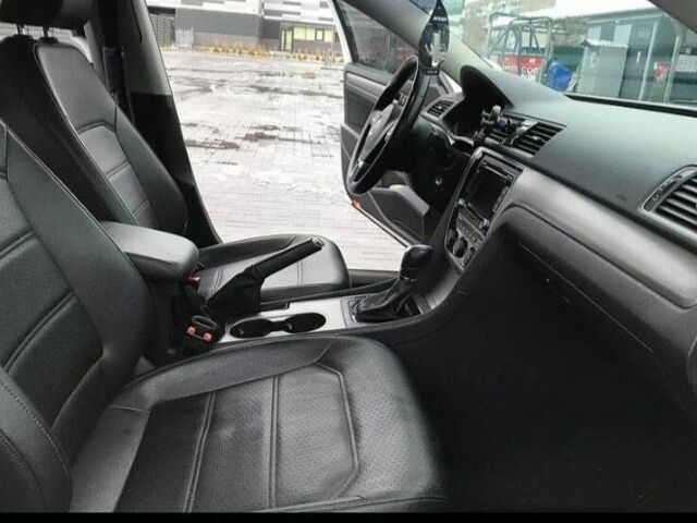 Белый Фольксваген Пассат, объемом двигателя 1.8 л и пробегом 227 тыс. км за 8700 $, фото 6 на Automoto.ua