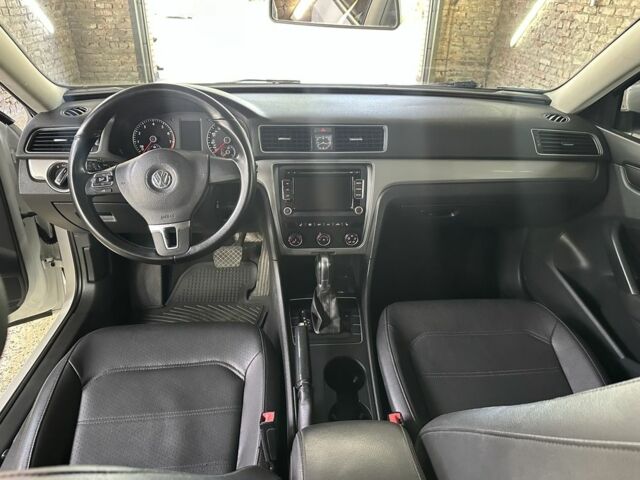 Білий Фольксваген Пассат, об'ємом двигуна 1.8 л та пробігом 167 тис. км за 9500 $, фото 8 на Automoto.ua