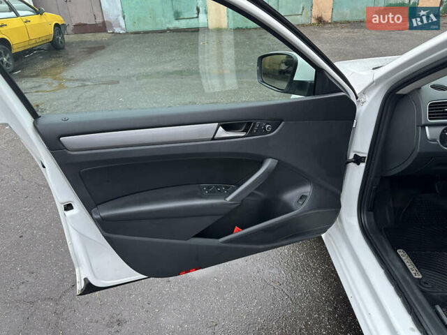 Білий Фольксваген Пассат, об'ємом двигуна 1.78 л та пробігом 200 тис. км за 8500 $, фото 9 на Automoto.ua