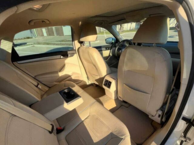 Белый Фольксваген Пассат, объемом двигателя 2 л и пробегом 80 тыс. км за 10300 $, фото 7 на Automoto.ua