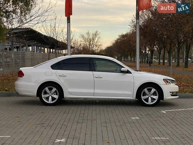 Белый Фольксваген Пассат, объемом двигателя 1.8 л и пробегом 192 тыс. км за 9900 $, фото 3 на Automoto.ua