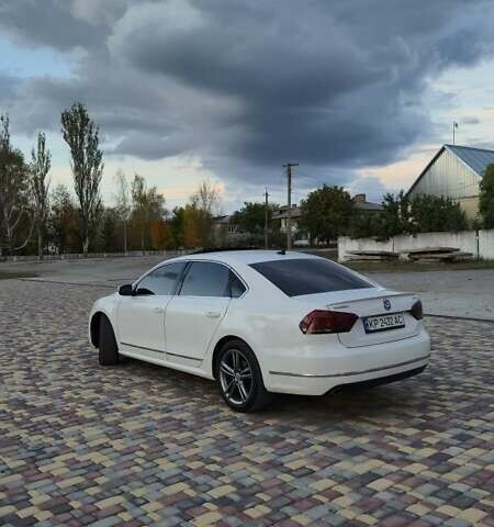 Білий Фольксваген Пассат, об'ємом двигуна 2 л та пробігом 160 тис. км за 11800 $, фото 9 на Automoto.ua