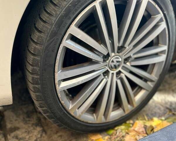 Белый Фольксваген Пассат, объемом двигателя 1.8 л и пробегом 193 тыс. км за 11200 $, фото 9 на Automoto.ua