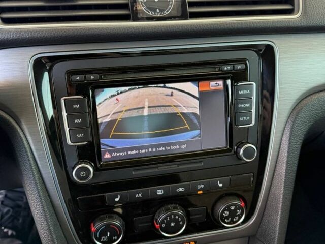 Белый Фольксваген Пассат, объемом двигателя 1.8 л и пробегом 210 тыс. км за 10999 $, фото 15 на Automoto.ua