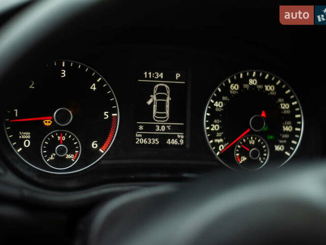 Білий Фольксваген Пассат, об'ємом двигуна 2 л та пробігом 205 тис. км за 12999 $, фото 13 на Automoto.ua