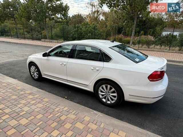 Белый Фольксваген Пассат, объемом двигателя 2 л и пробегом 242 тыс. км за 11500 $, фото 10 на Automoto.ua