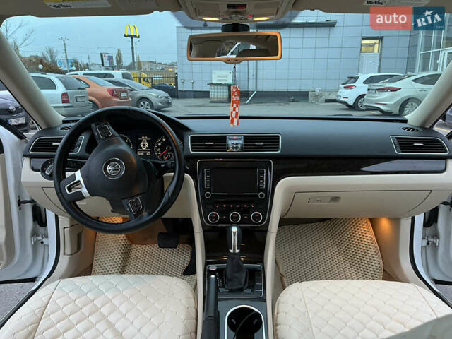 Білий Фольксваген Пассат, об'ємом двигуна 1.97 л та пробігом 132 тис. км за 12600 $, фото 15 на Automoto.ua