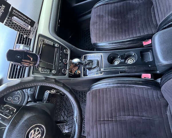 Белый Фольксваген Пассат, объемом двигателя 1.8 л и пробегом 100 тыс. км за 8800 $, фото 9 на Automoto.ua