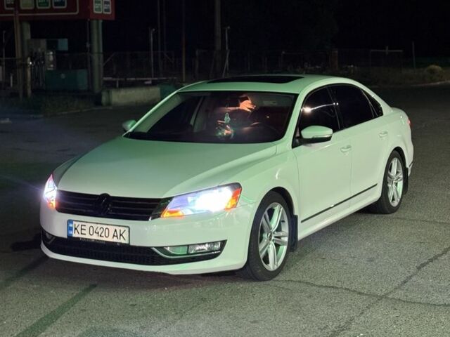 Белый Фольксваген Пассат, объемом двигателя 1.8 л и пробегом 223 тыс. км за 12100 $, фото 4 на Automoto.ua