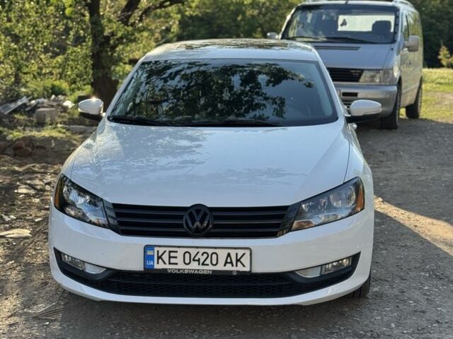 Белый Фольксваген Пассат, объемом двигателя 1.8 л и пробегом 223 тыс. км за 12100 $, фото 3 на Automoto.ua