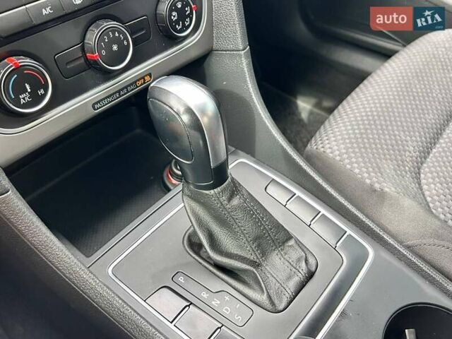 Белый Фольксваген Пассат, объемом двигателя 1.8 л и пробегом 212 тыс. км за 9700 $, фото 20 на Automoto.ua