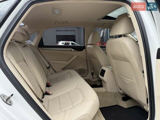 Белый Фольксваген Пассат, объемом двигателя 1.8 л и пробегом 205 тыс. км за 9900 $, фото 56 на Automoto.ua