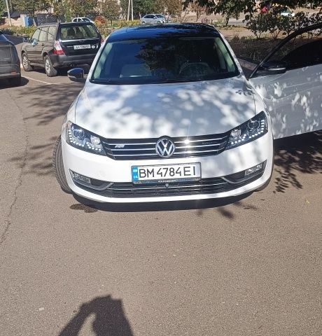 Білий Фольксваген Пассат, об'ємом двигуна 1.8 л та пробігом 158 тис. км за 11000 $, фото 3 на Automoto.ua