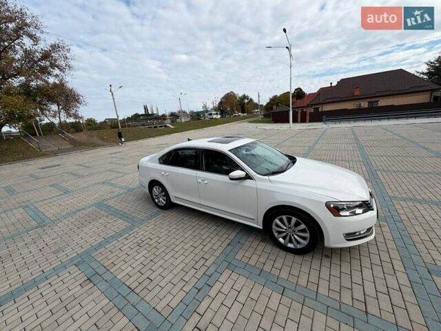 Белый Фольксваген Пассат, объемом двигателя 2 л и пробегом 242 тыс. км за 11500 $, фото 17 на Automoto.ua