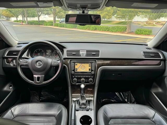 Белый Фольксваген Пассат, объемом двигателя 2 л и пробегом 80 тыс. км за 5040 $, фото 7 на Automoto.ua