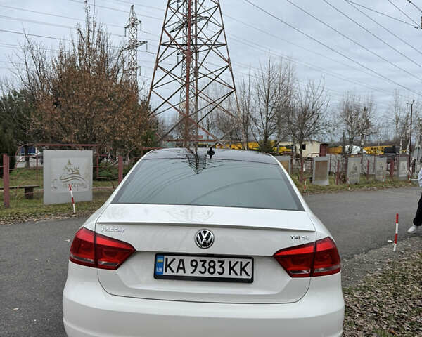Білий Фольксваген Пассат, об'ємом двигуна 1.8 л та пробігом 221 тис. км за 11000 $, фото 11 на Automoto.ua