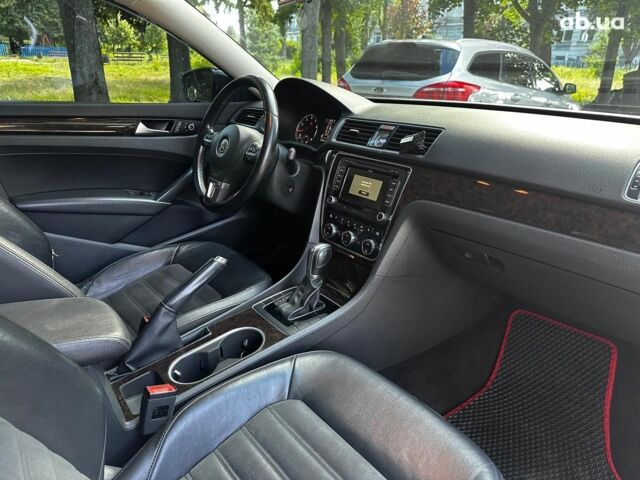 Белый Фольксваген Пассат, объемом двигателя 1.8 л и пробегом 174 тыс. км за 11890 $, фото 27 на Automoto.ua