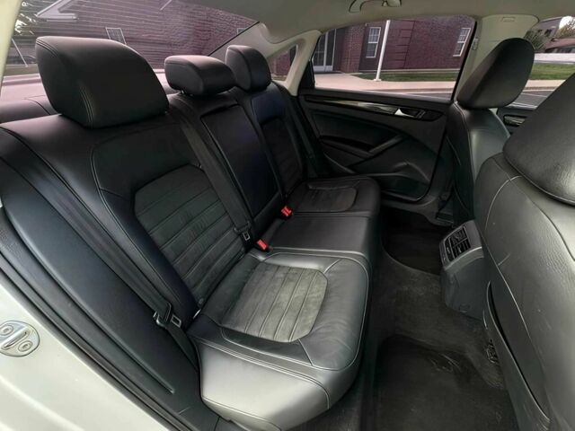 Белый Фольксваген Пассат, объемом двигателя 2 л и пробегом 80 тыс. км за 5040 $, фото 11 на Automoto.ua