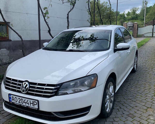 Белый Фольксваген Пассат, объемом двигателя 2 л и пробегом 114 тыс. км за 12000 $, фото 1 на Automoto.ua