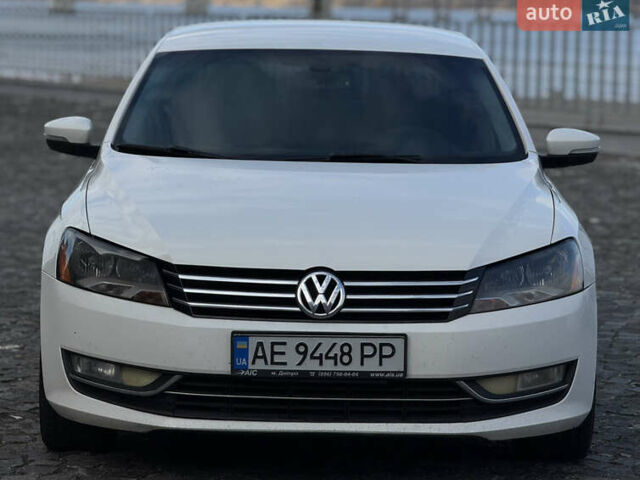 Білий Фольксваген Пассат, об'ємом двигуна 1.8 л та пробігом 182 тис. км за 8899 $, фото 9 на Automoto.ua